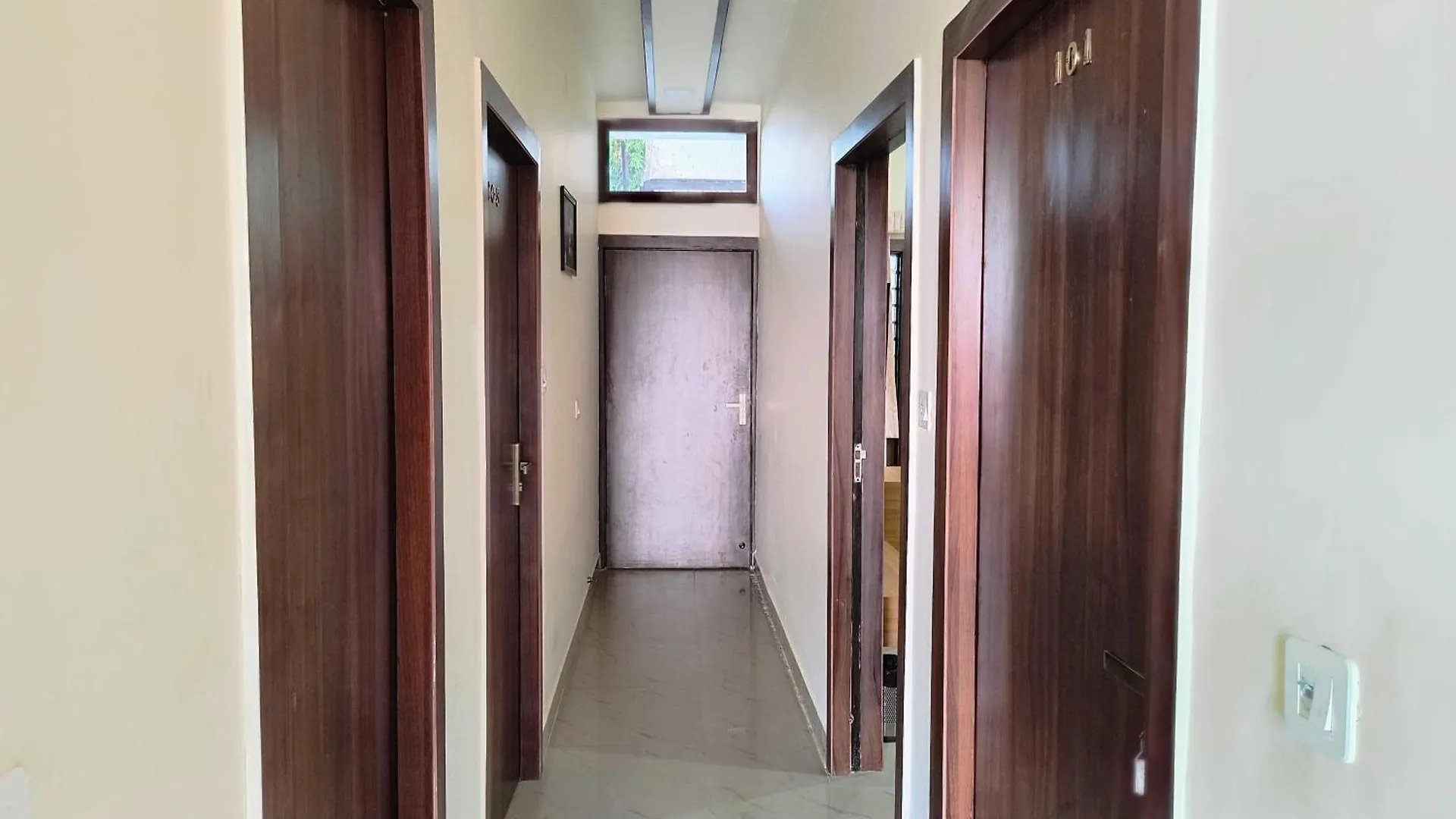Collection O Taj East Metro Station Formerly Prem Villas Home Stay Agra  Agra (Uttar Pradesh)