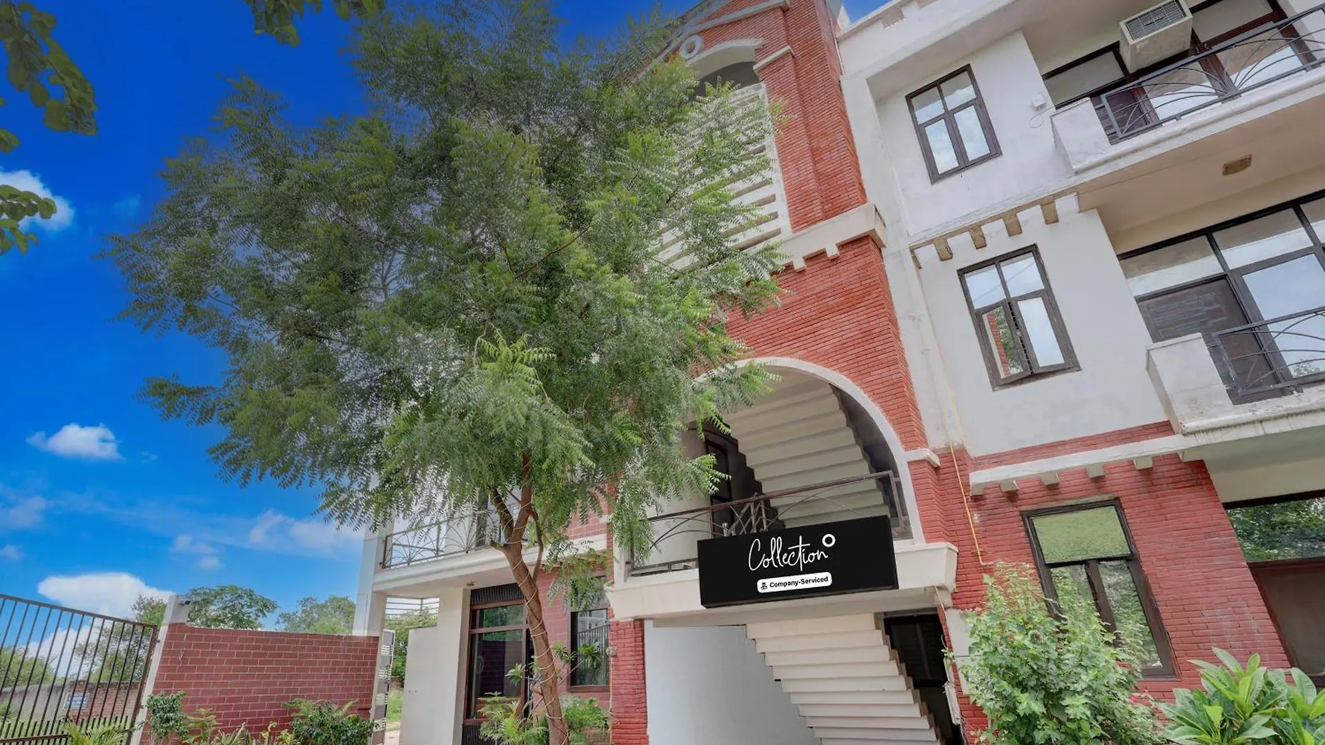 Hotel Collection O Taj East Metro Station Formerly Prem Villas Home Stay Agra