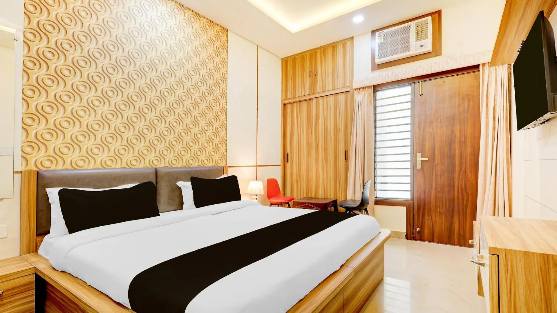 Collection O Taj East Metro Station Formerly Prem Villas Home Stay Agra  Hotel Agra (Uttar Pradesh)