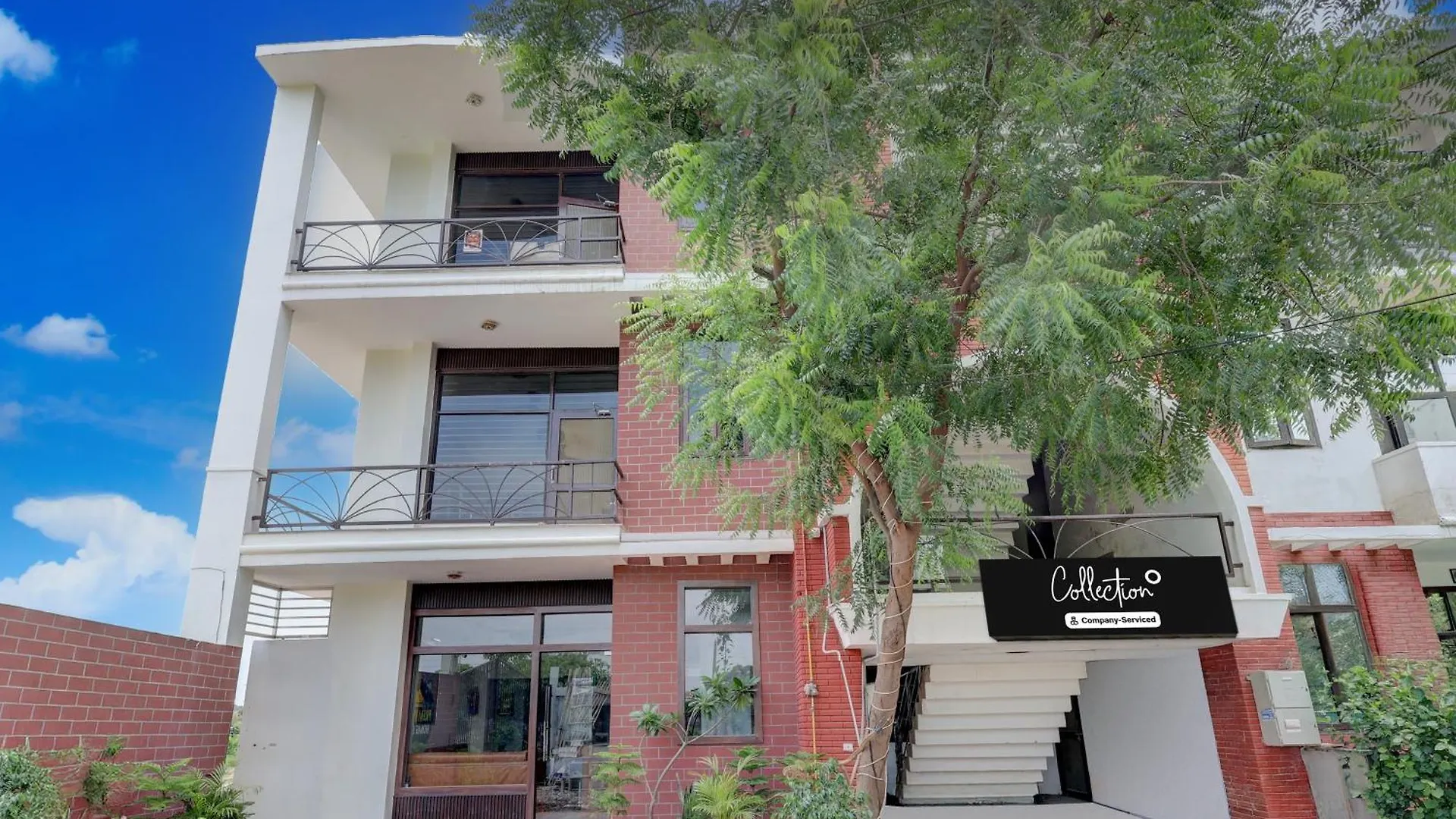 *** Hotel Collection O Taj East Metro Station Formerly Prem Villas Home Stay Agra  India