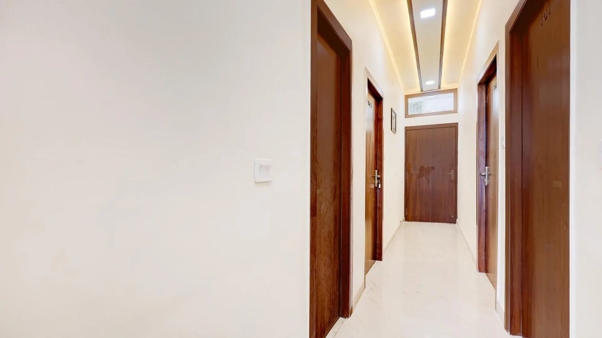 Collection O Taj East Metro Station Formerly Prem Villas Home Stay Agra  3*, Agra (Uttar Pradesh)
